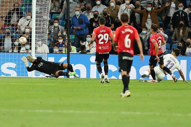 切尔西上半场2-0领先伯恩茅斯 数据分析